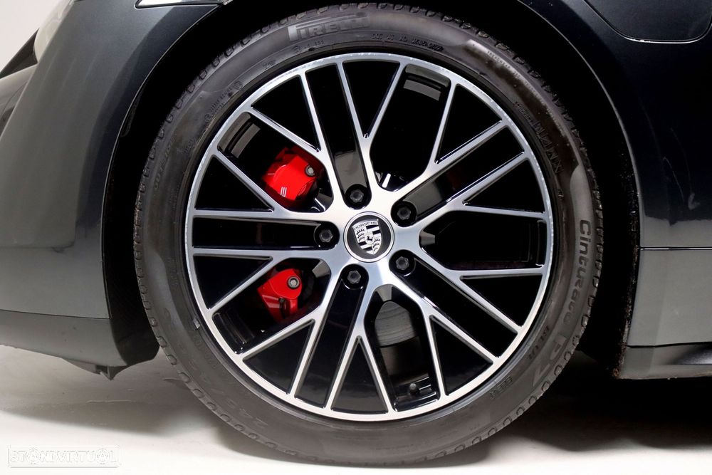 Porsche Taycan 4S - 8