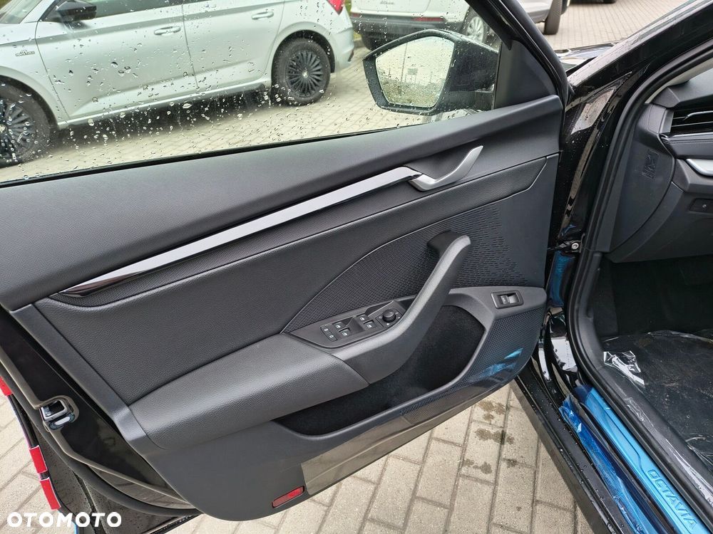 Skoda Octavia 2.0 TDI Selection DSG - 15