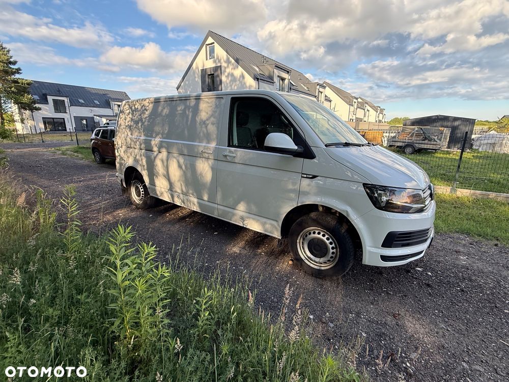 Volkswagen Transporter - 13