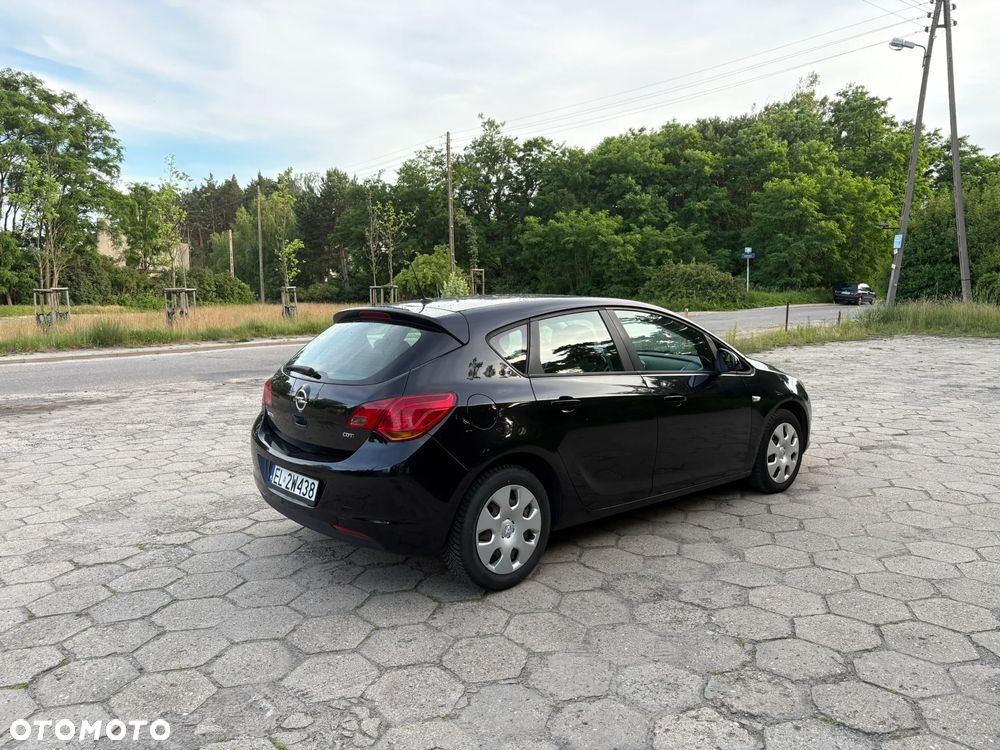 Opel Astra 1.7 CDTI Essentia - 5