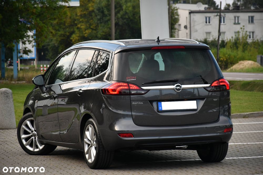 Opel Zafira - 12