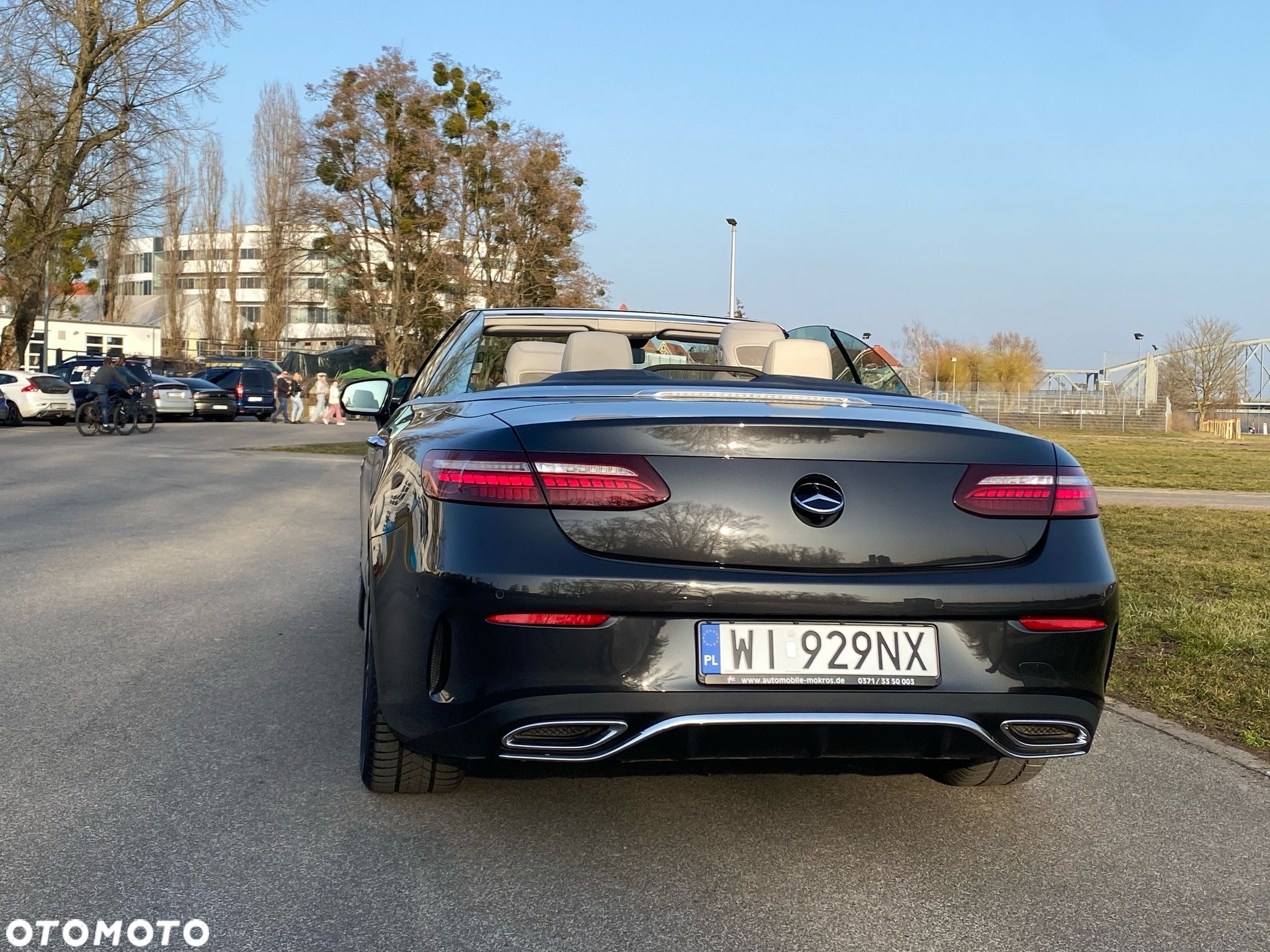 Mercedes-Benz Klasa E 220 d 4Matic Cabrio 9G-TRONIC AMG Line - 6