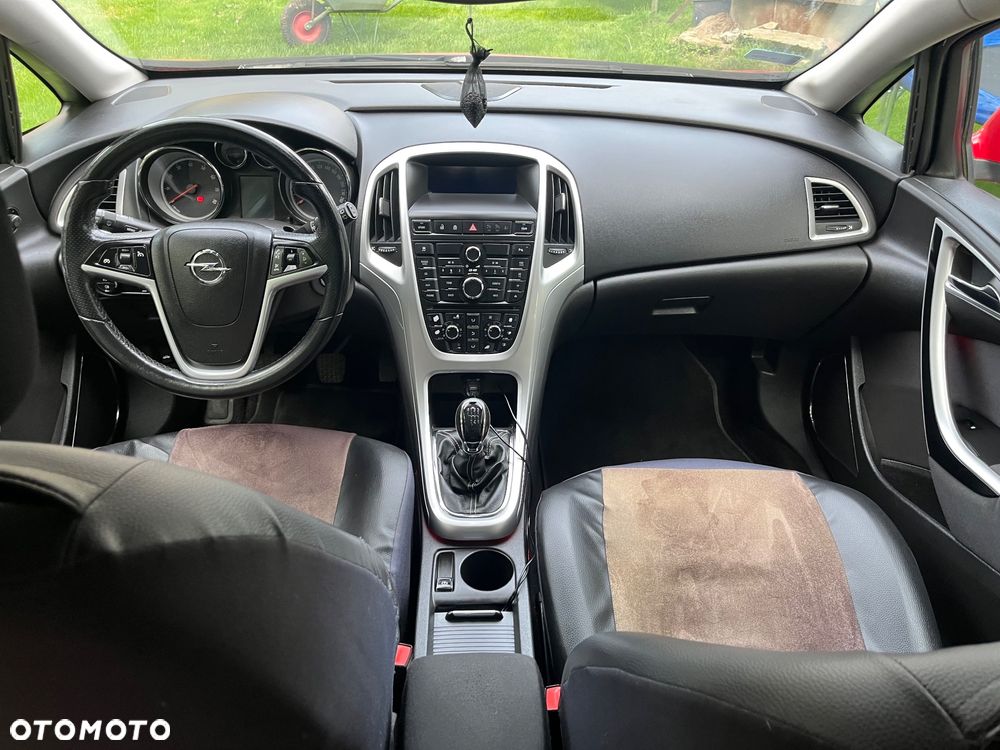 Opel Astra 1.4 Turbo Cosmo - 9