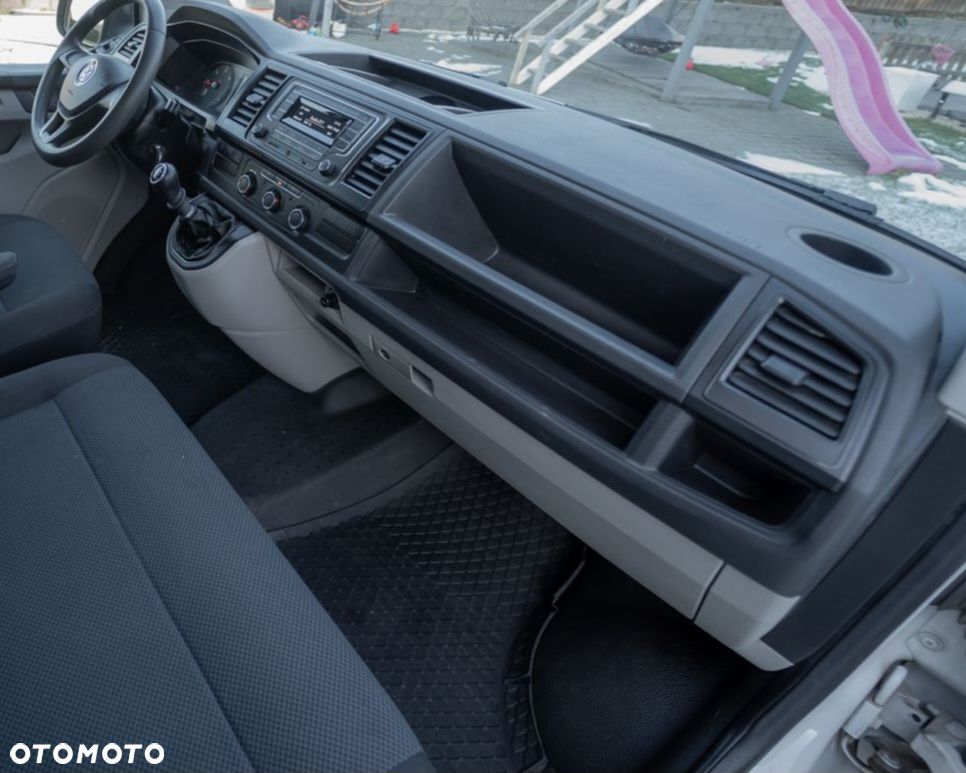 Volkswagen Transporter T5 - 28