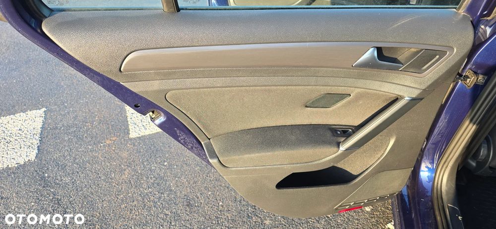 Volkswagen Golf 1.6 TDI BMT Comfortline - 18