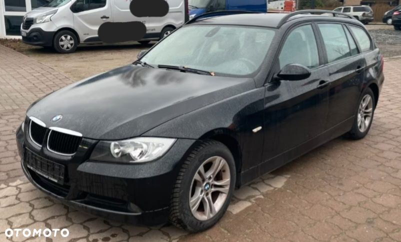 BMW Seria 3 320d DPF - 3