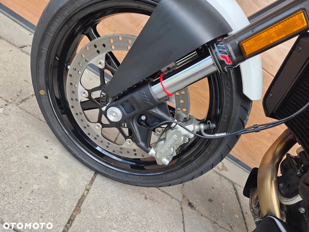 Husqvarna Vitpilen - 3