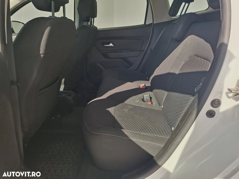 Dacia Duster 1.5 Blue dCi 4WD Comfort - 13