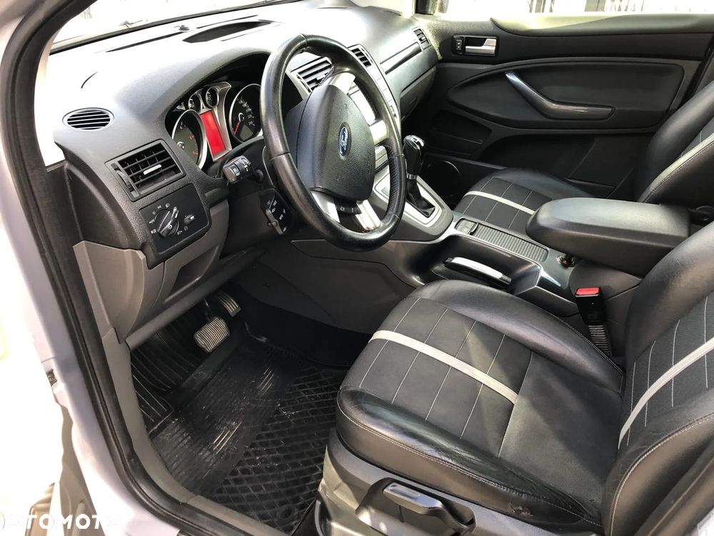 Ford Kuga 2.0 TDCi 4WD Titanium - 8