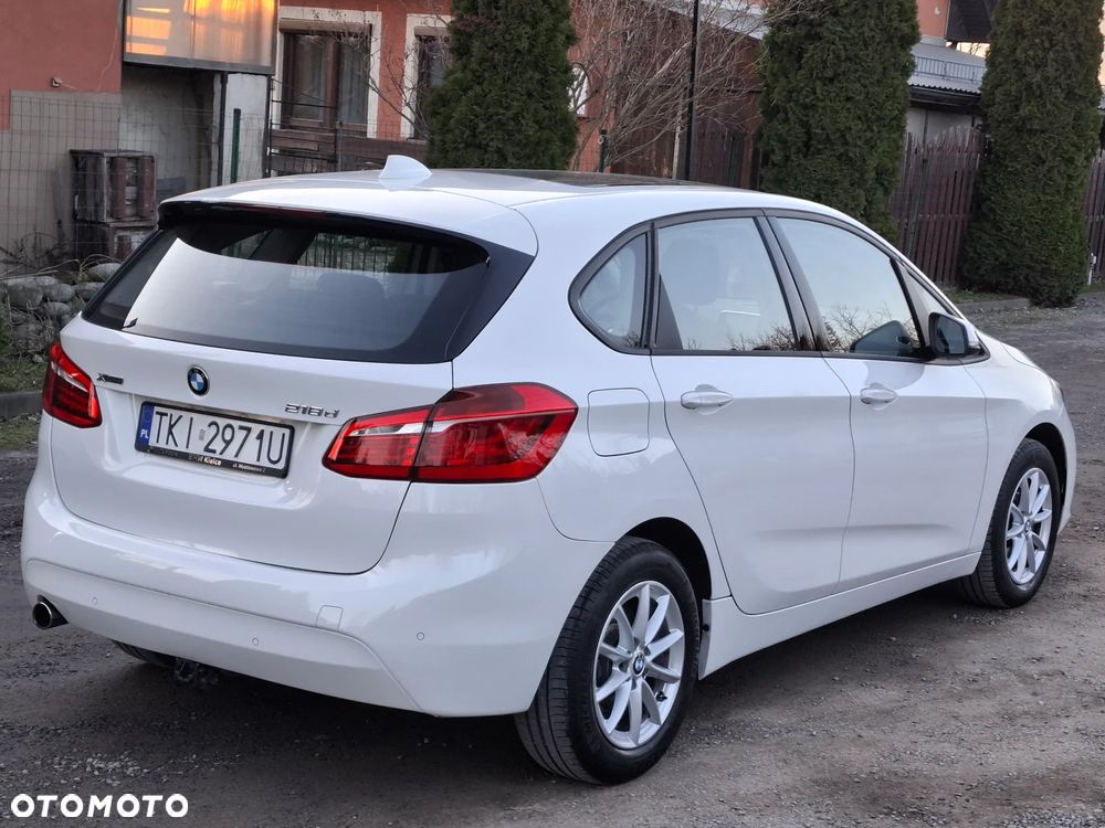 BMW Seria 2 218d xDrive Luxury Line - 11