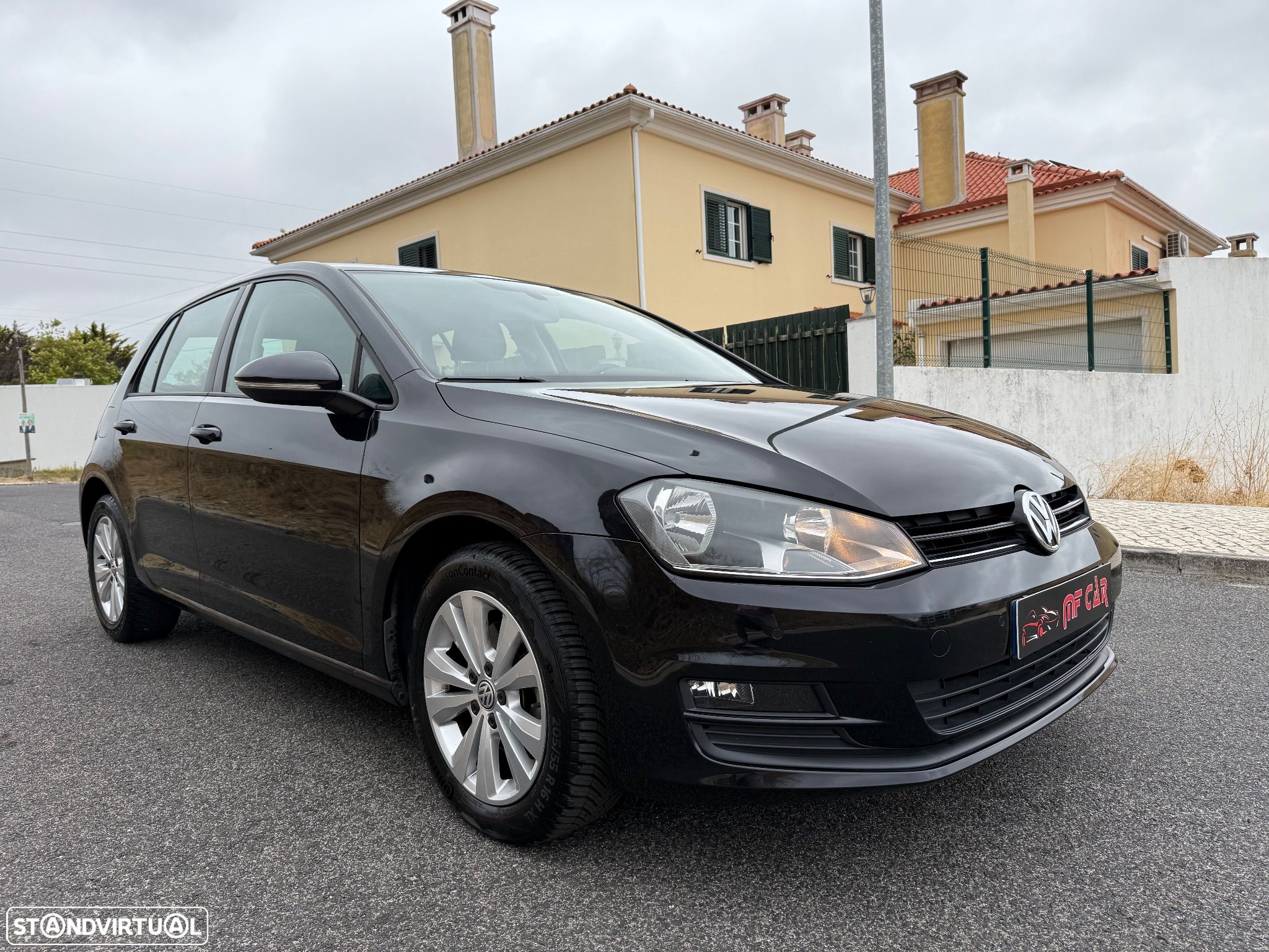 VW Golf 1.6 TDi BlueMotion Confortline - 1