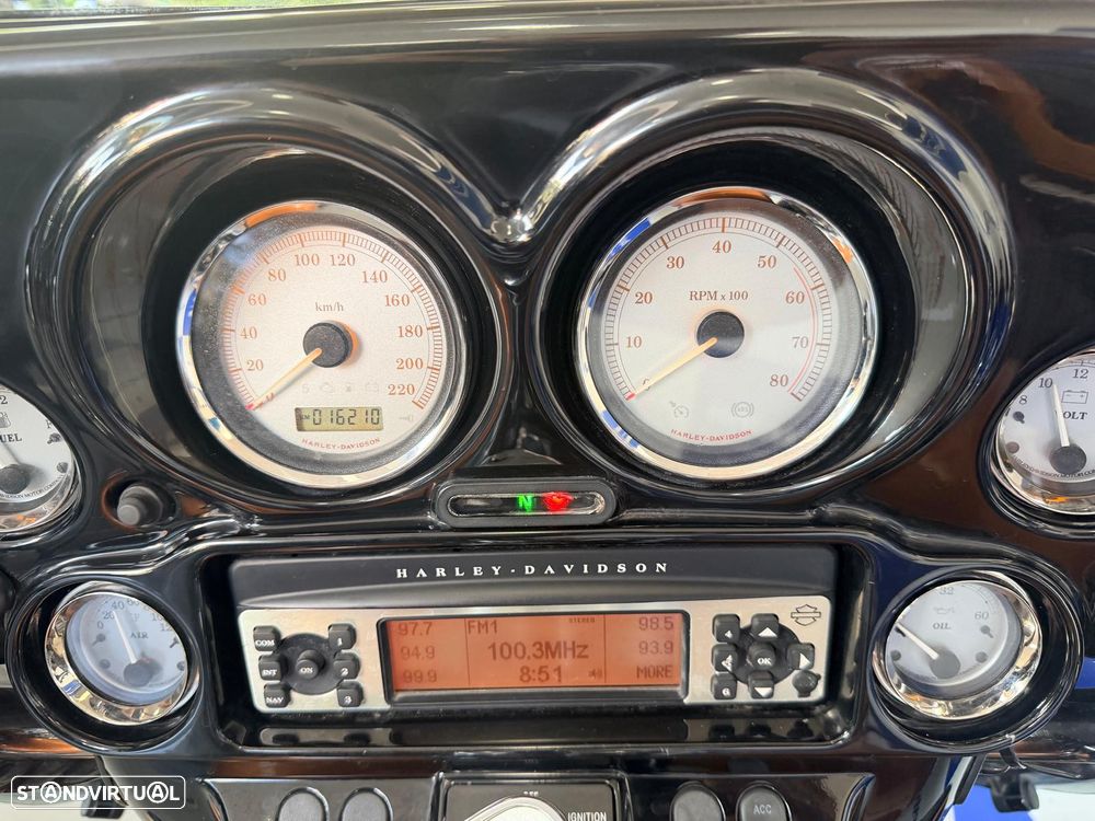 Harley-Davidson Street Glide - 5