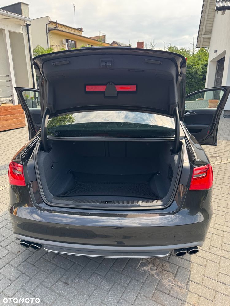 Audi S6 Limousine - 9