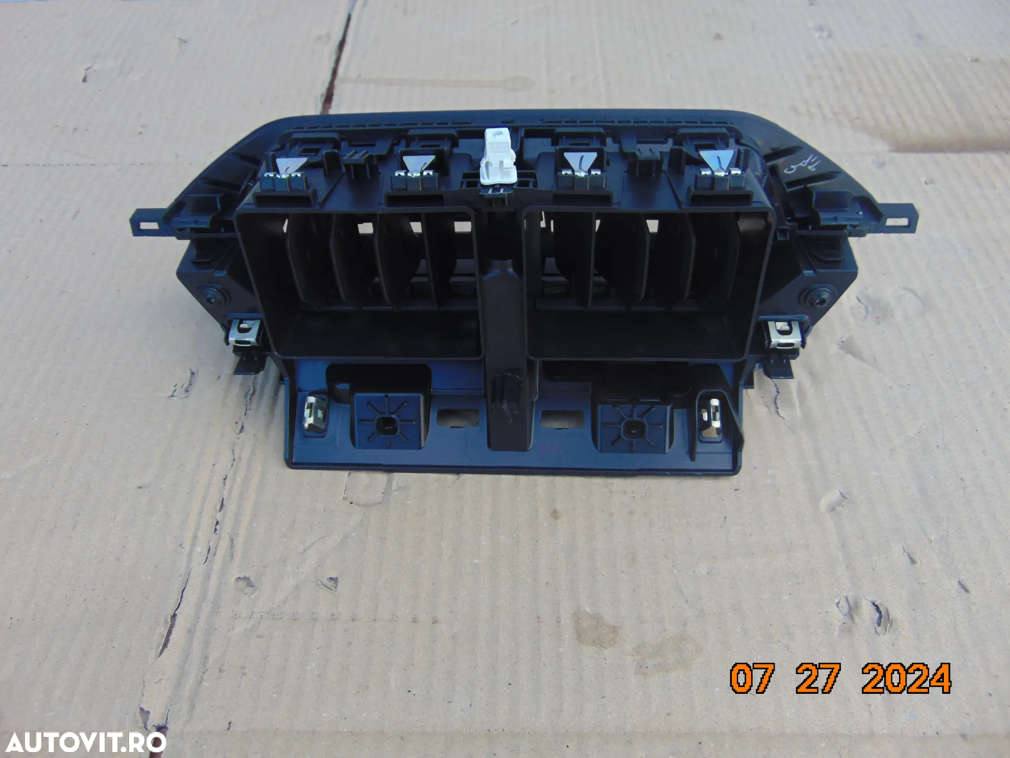 Panou butoane clima Peugeot 208 dupa 2019 2008 panou ac comenzi aer cod 9823457080 - 3