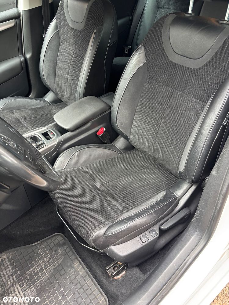 Citroën C4 1.6 e-HDi Exclusive MCP - 12
