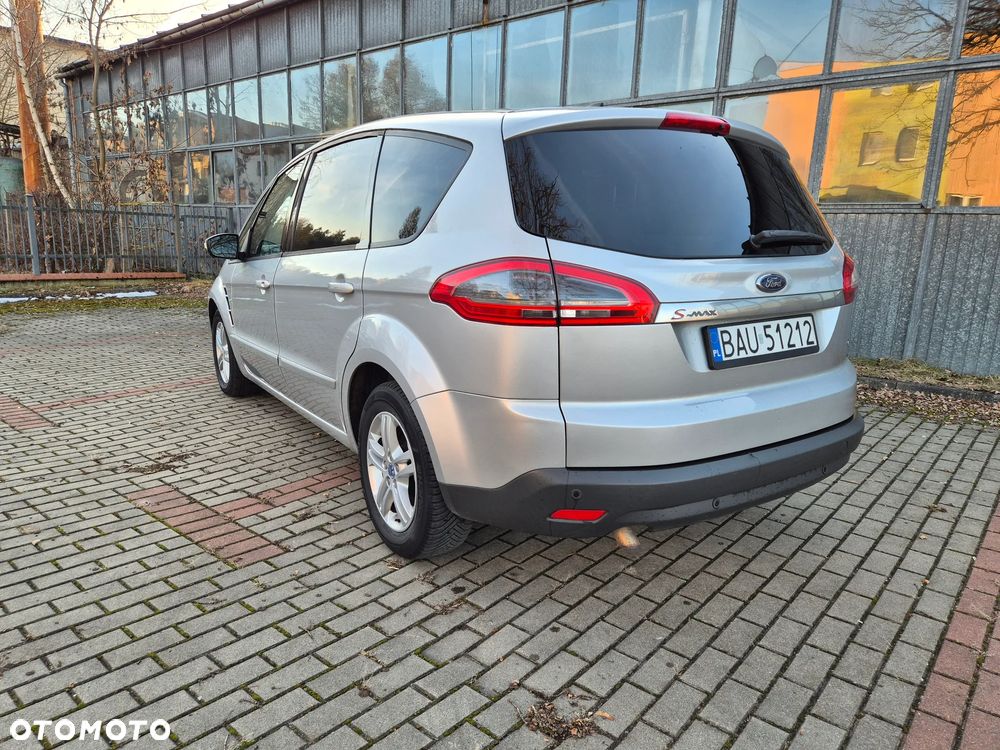Ford S-Max 2.0 TDCi DPF Ambiente - 9