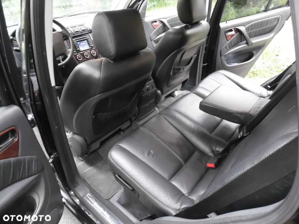Mercedes-Benz ML - 22