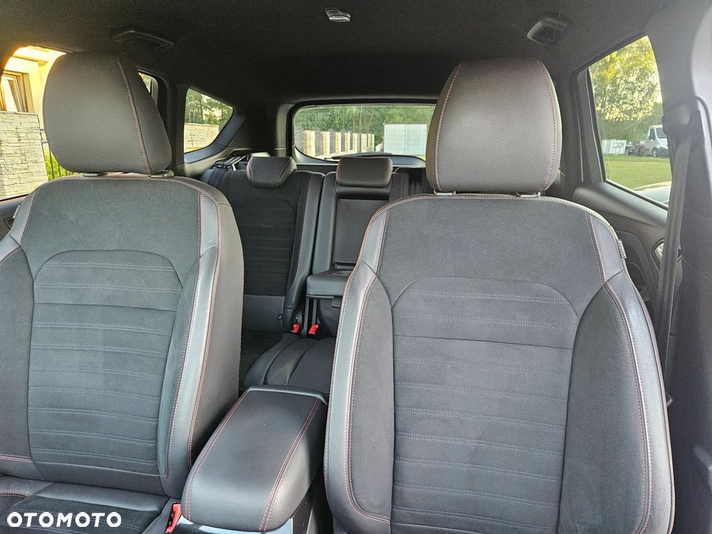 Ford Kuga - 29