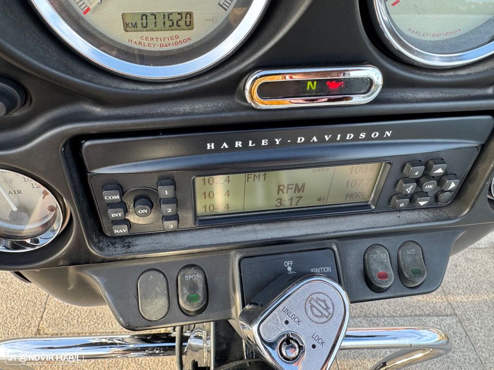 Harley-Davidson Street Street Glide - 20