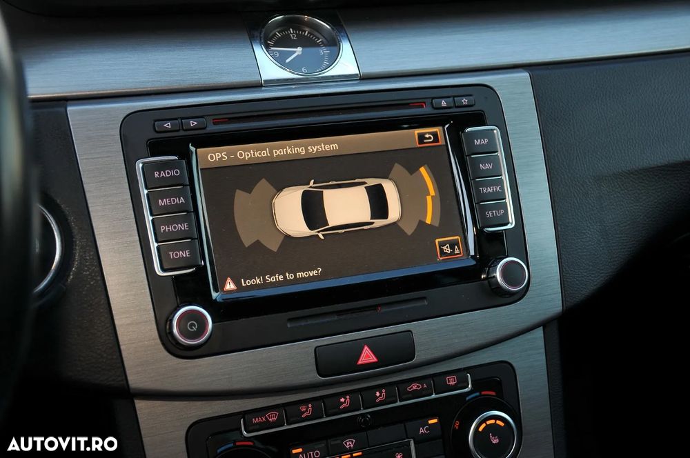 Volkswagen Passat 2.0 TDI BlueMotion Technology DSG Trendline - 17