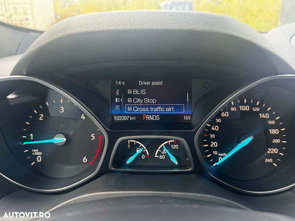 Ford Kuga 2.0 TDCi 4WD Powershift ST-Line - 10