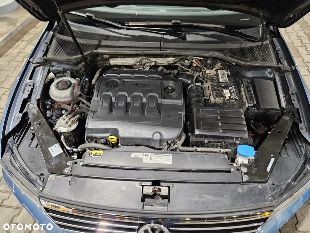 Volkswagen Passat - 6