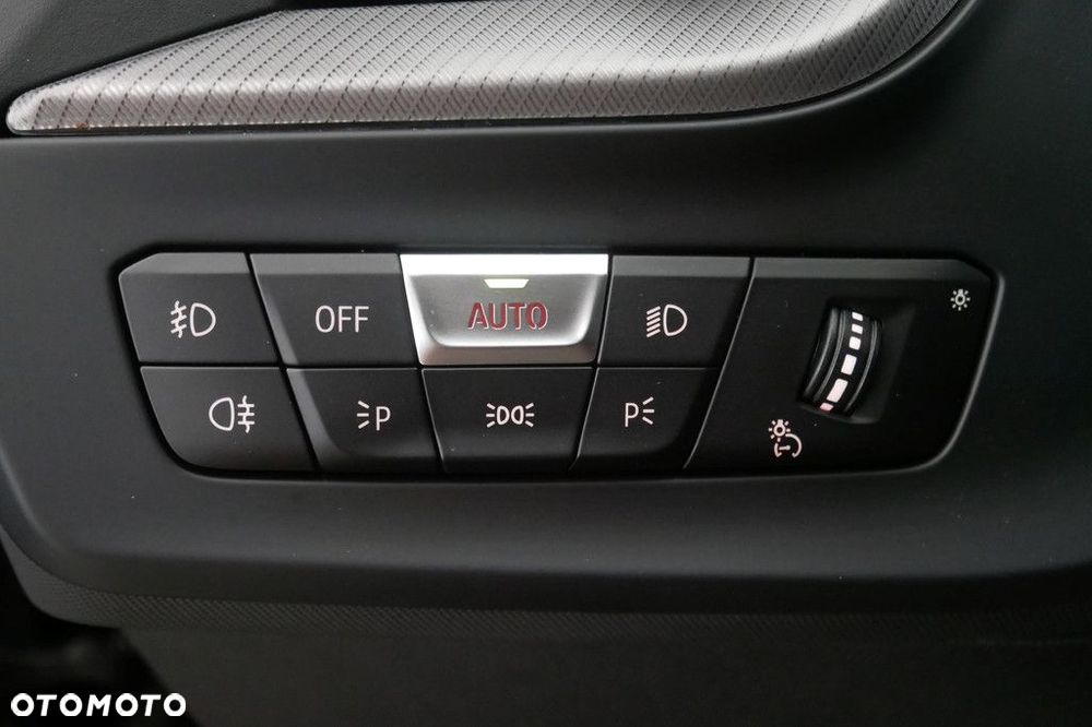 BMW Seria 1 - 28