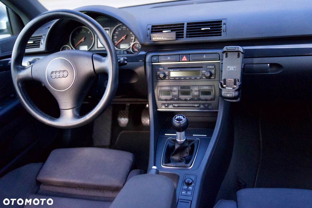 Audi A4 Avant 1.9 TDI - 9