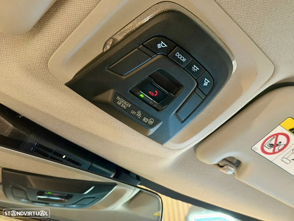 Toyota Corolla SD 1.8 Hybrid Luxury - 35