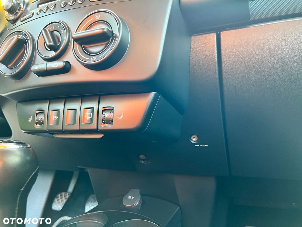 Volkswagen New Beetle 1.9 TDI DPF United - 19