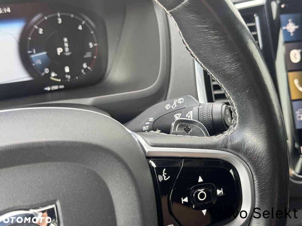Volvo XC 90 - 27