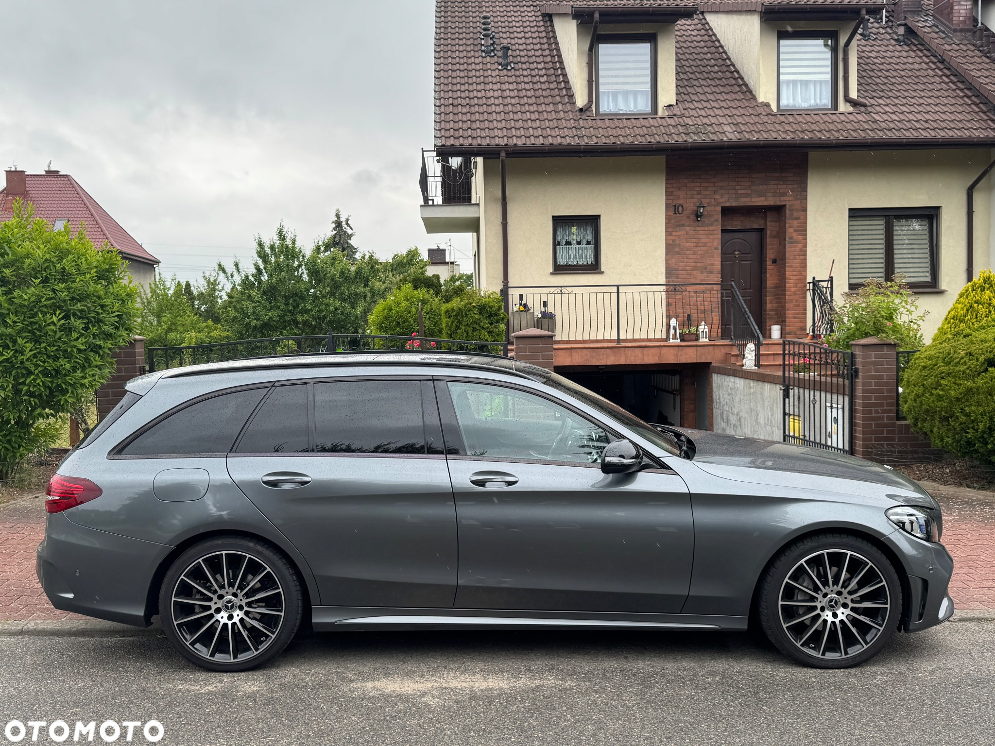 Mercedes-Benz Klasa C 220 d 4Matic T 9G-TRONIC AMG Line - 6