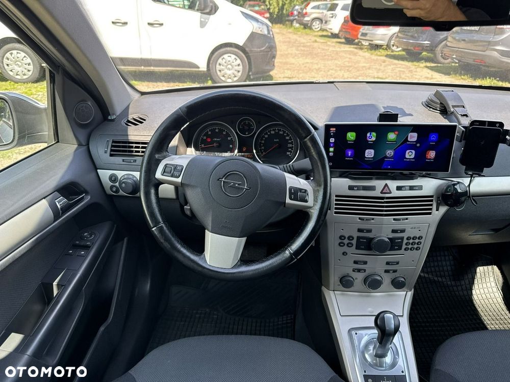 Opel Astra - 25