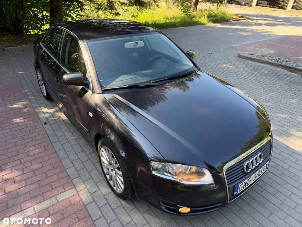 Audi A4 Limousine - 23