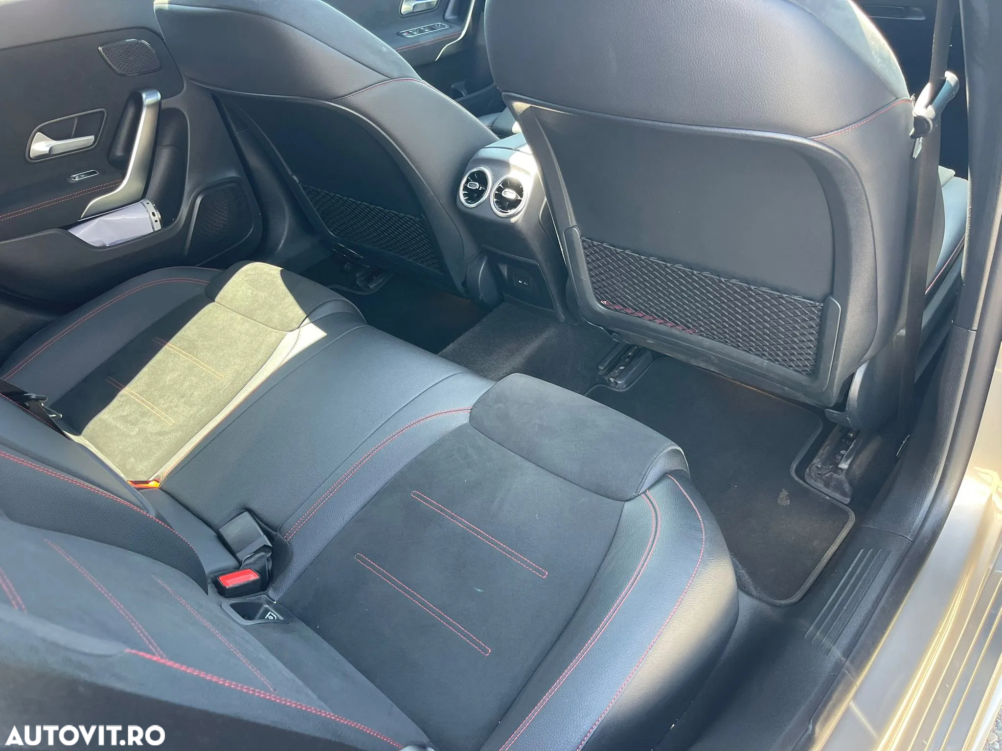 Mercedes-Benz A 250 e 8G-DCT AMG Line - 15