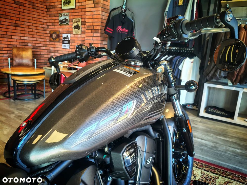 Indian Scout - 4