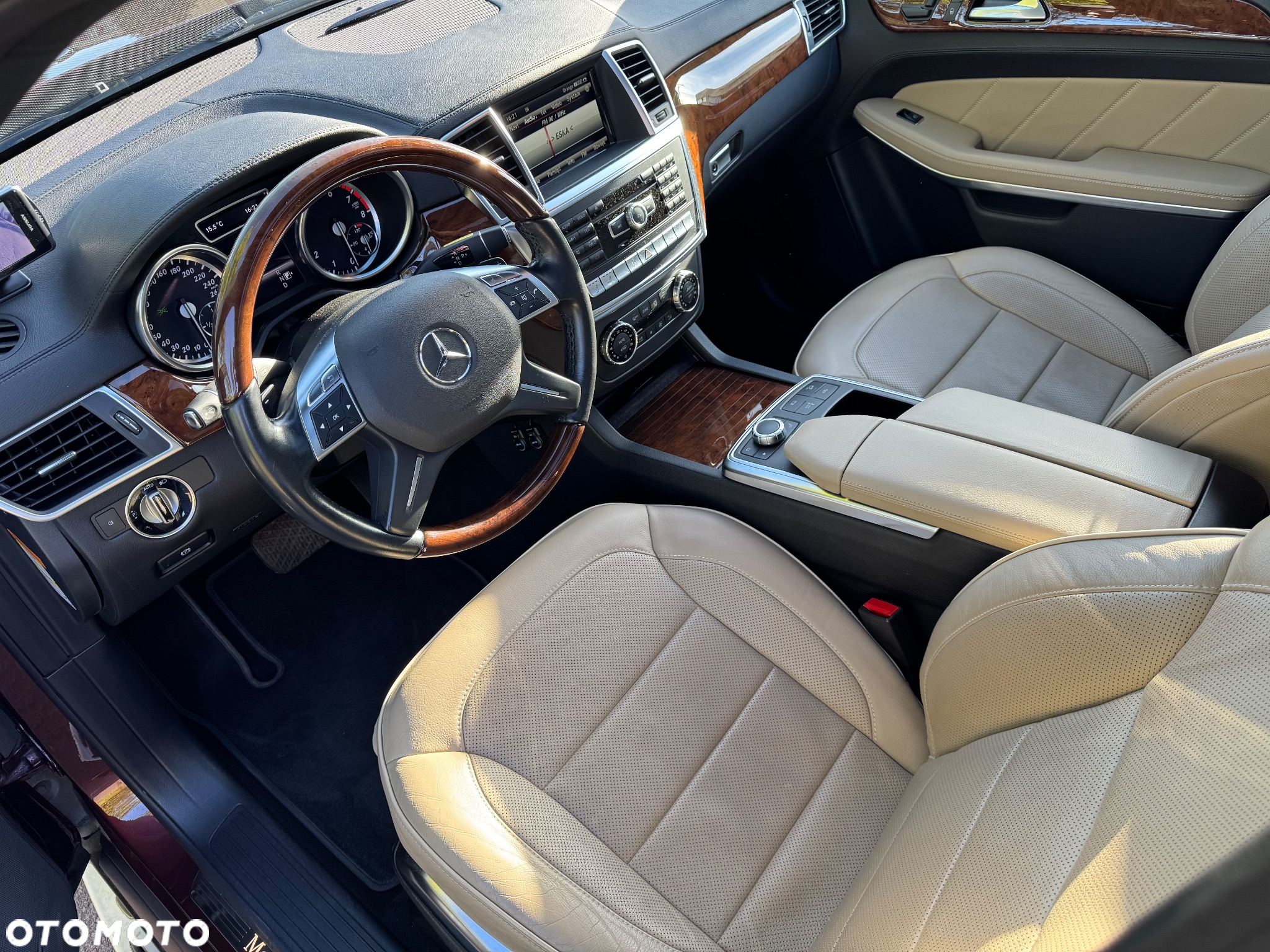 Mercedes-Benz GL - 7