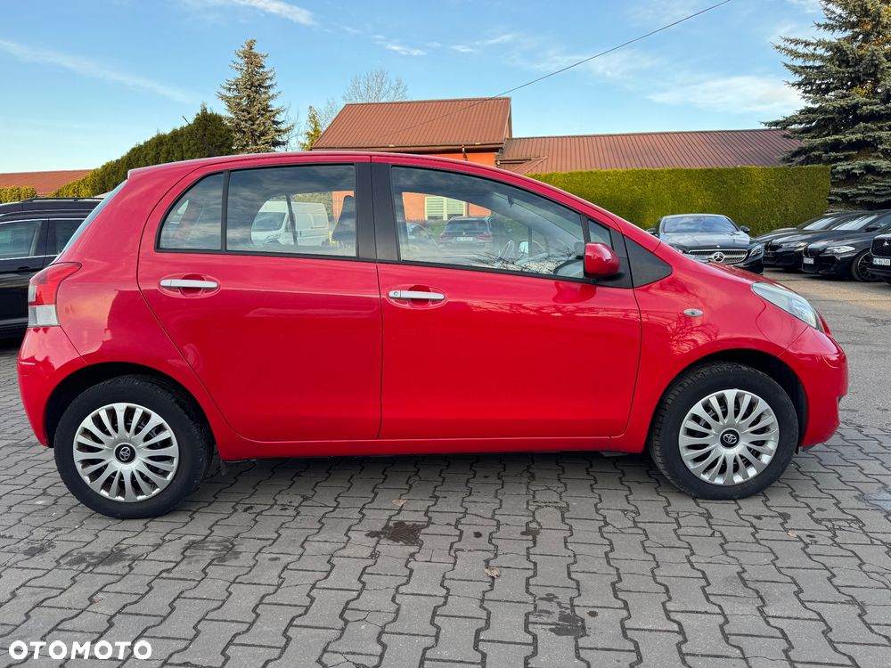 Toyota Yaris 1.0 Premium EU6 - 6