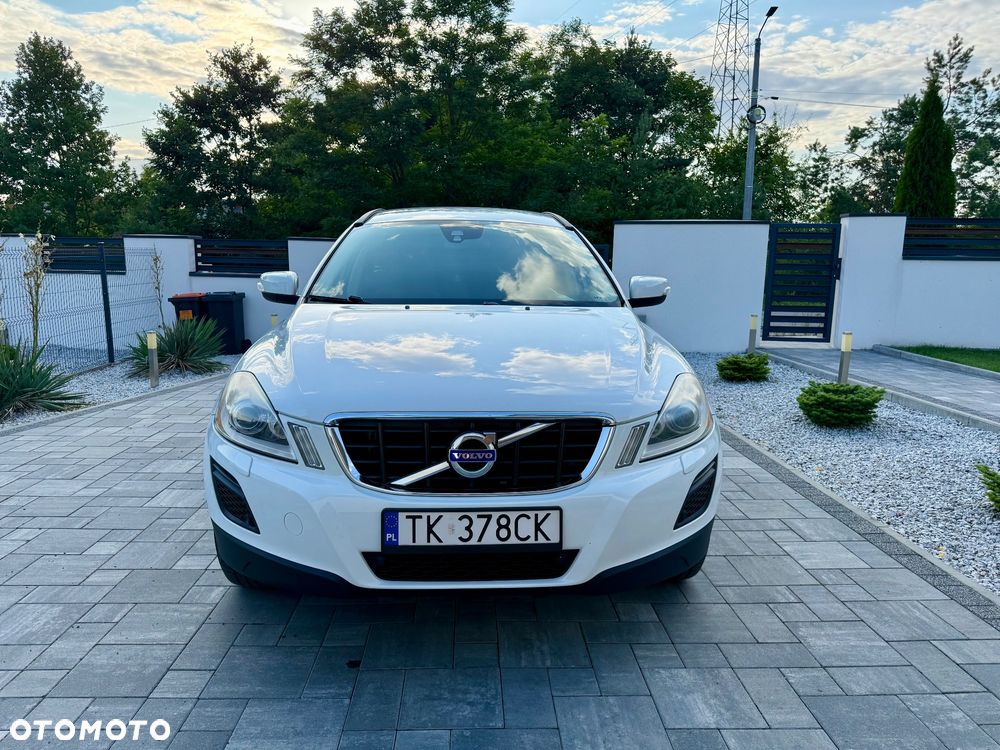 Volvo XC 60 D5 AWD Momentum - 2