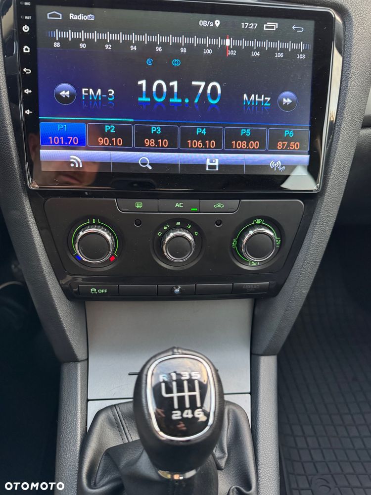 Skoda Octavia 1.4 TSI Ambiente - 14