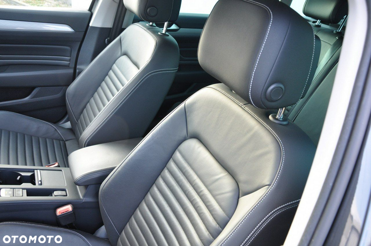 Volkswagen Passat 2.0 TDI EVO Business DSG - 8