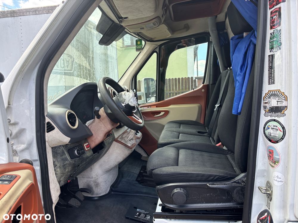 Mercedes-Benz sprinter - 20
