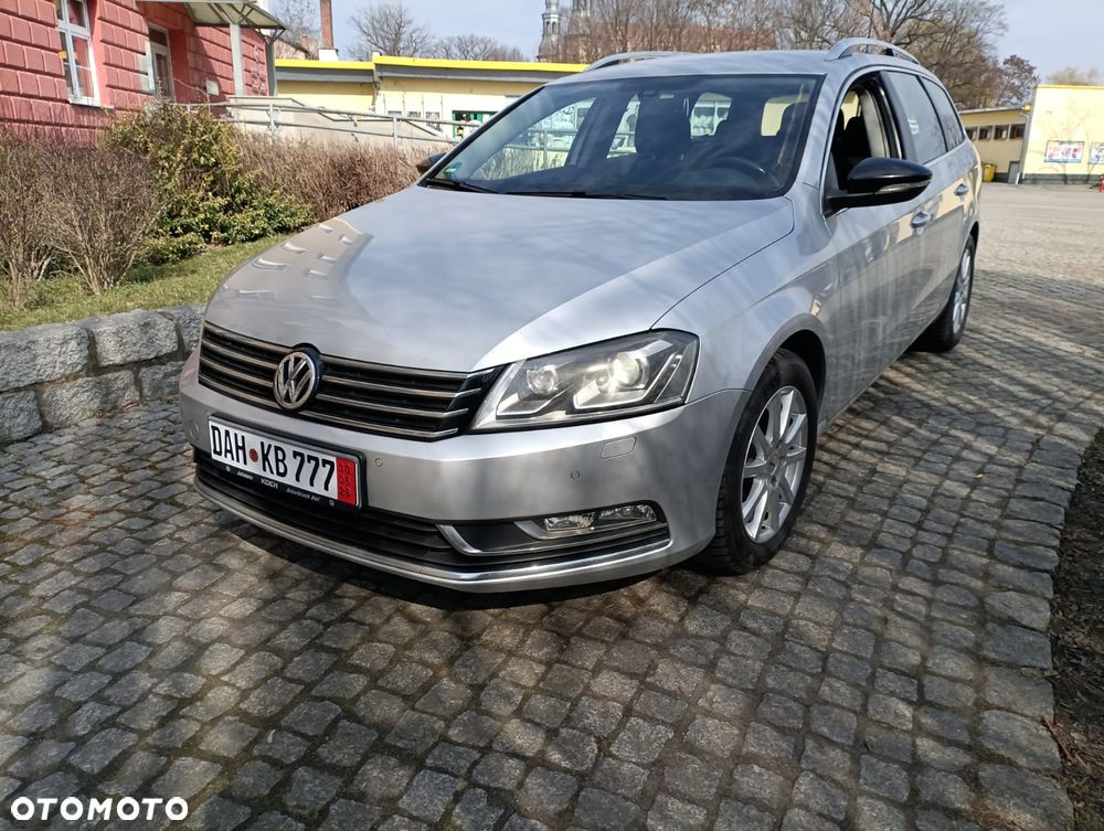 Volkswagen Passat Variant 2.0 Blue TDI DPF Comfortline - 22