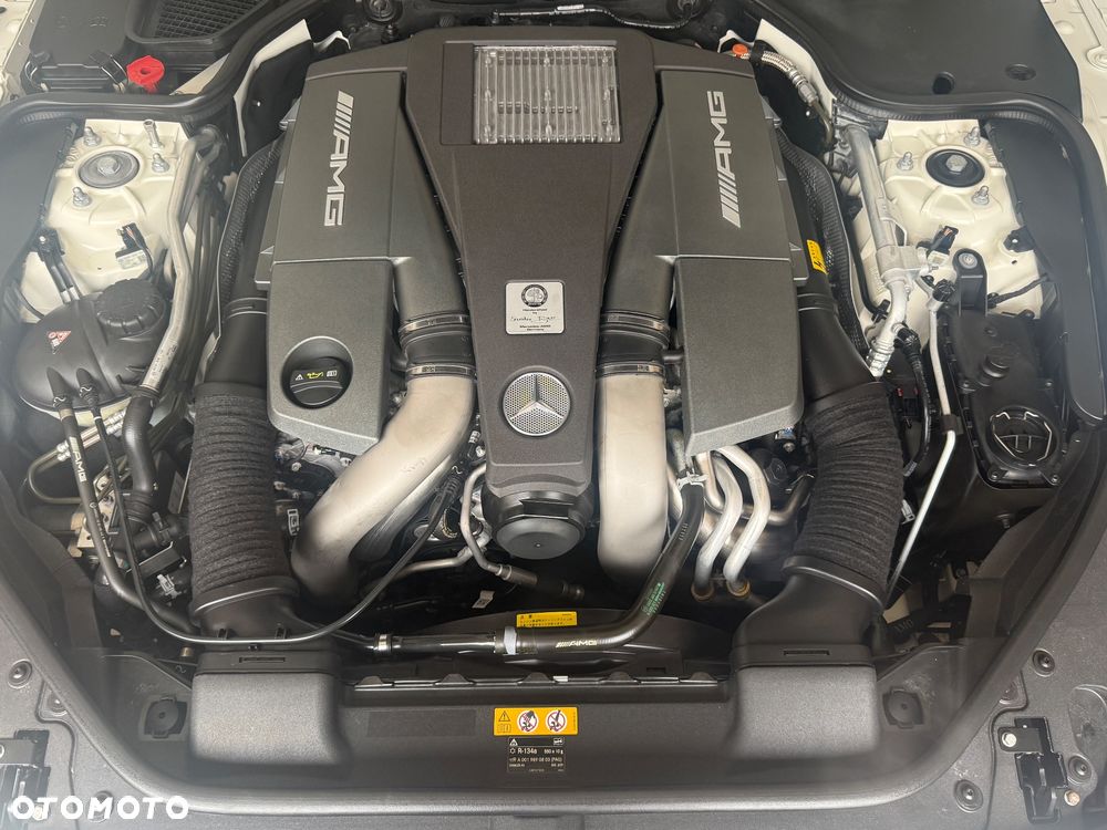 Mercedes-Benz SL 63 AMG - 33