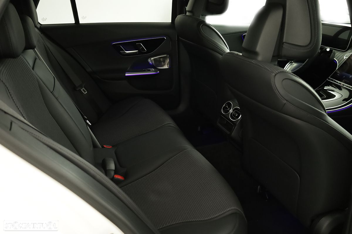 Mercedes-Benz C 300 e - 27