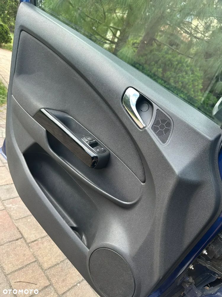 Opel Corsa - 14