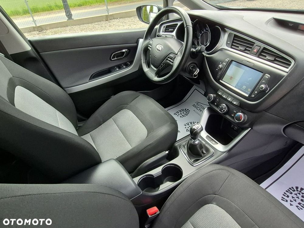 Kia Ceed - 18