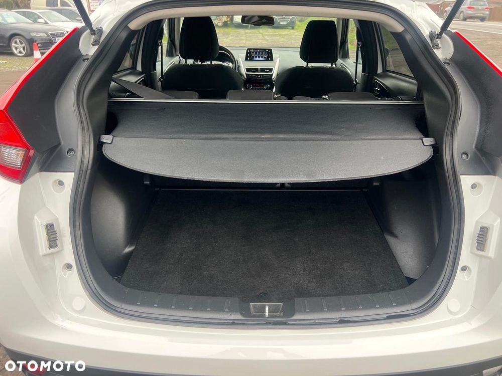 Mitsubishi Eclipse Cross 2.2 DI-D 4WD Active+ - 28