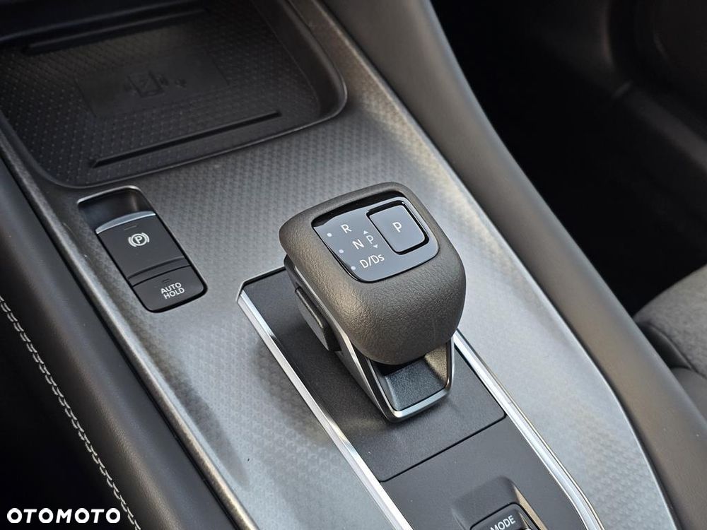 Nissan Qashqai 1.3 DIG-T MHEV N-Connecta Xtronic - 18