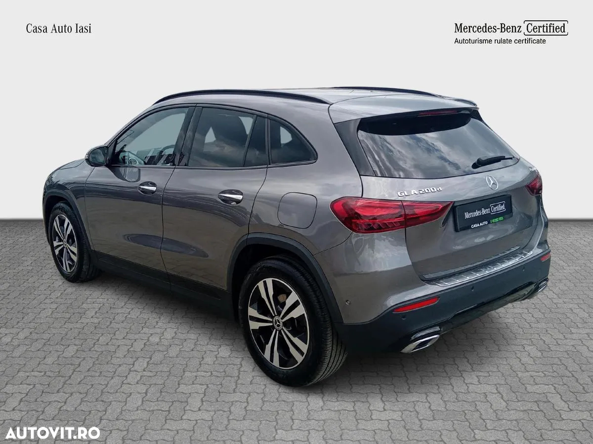 Mercedes-Benz GLA 200 d 4MATIC Aut. - 4